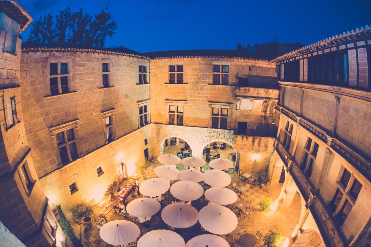 Château Des Ducs De Joyeuse Couiza Exterior foto